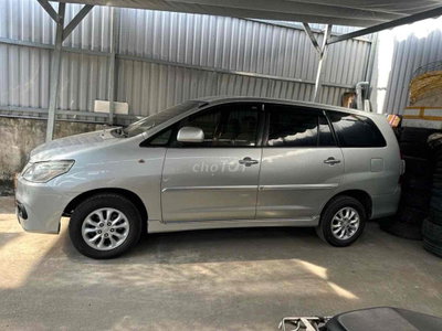 Toyota Innova 2014 AT Bạc