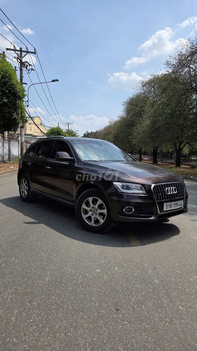 Bán xe Audi Q5 2015 Nâu lăn bánh 63.000 km