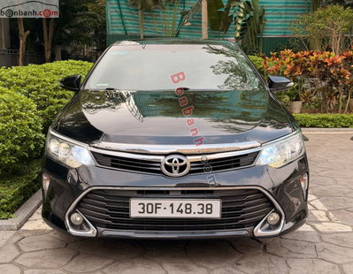 Xe Toyota Camry 2.0E 2018