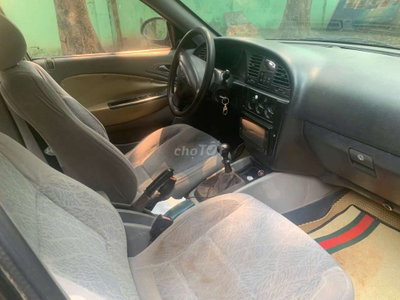 Daewoo Nubira Đen Số sàn