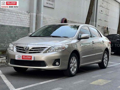 Toyota Altis 2012 1.8G Vàng cát