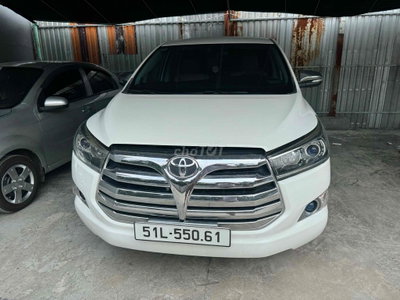Toyota Innova Trắng bản G chuẩn xe gia đình