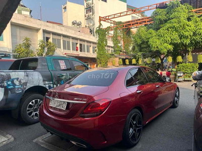 Mercedes-Benz C300 AMG 2020 Đỏ