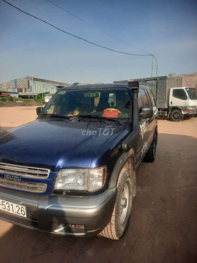 Isuzu Trooper 2002 Xanh