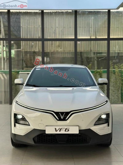 Xe VinFast VF6 Plus 2026