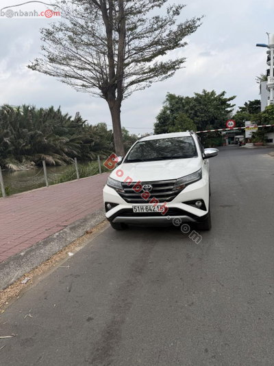 Xe Toyota Rush 1.5S AT 2020