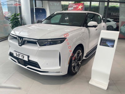 Xe VinFast VF9 Plus 7S 2026