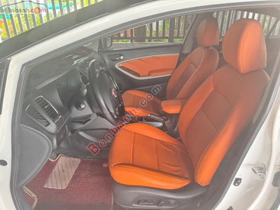 Xe Kia Cerato 1.6 AT 2016