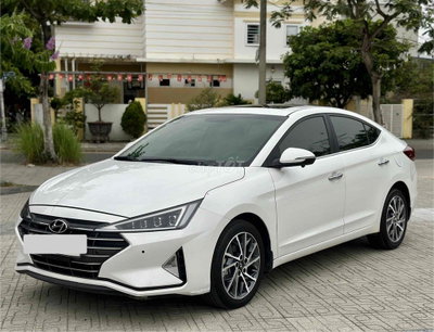 Hyundai Elantra 2021 2.0 AT Trắng