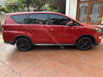 Xe Toyota Innova 2.0 Venturer 2019