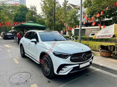 Xe Mercedes Benz GLC 300 4Matic 2023