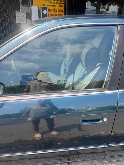 Toyota Camry Xanh đậm