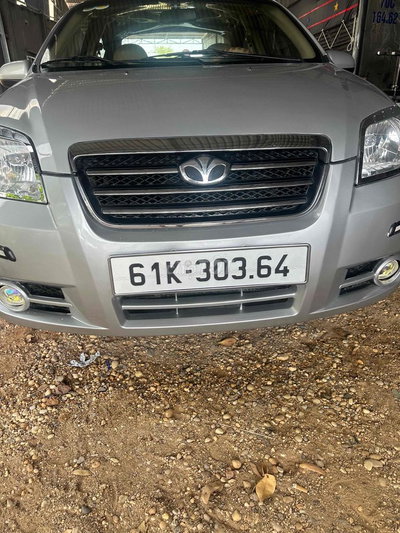 Daewoo Gentra Bạc
