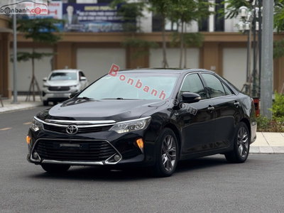 Xe Toyota Camry 2.0E 2017