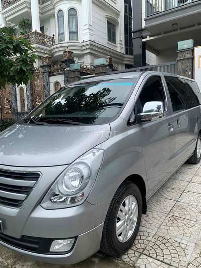 HUYNDAI GRAND STAREX 9c MÁY DẦU SỐ SÀN SX CUỐI 217