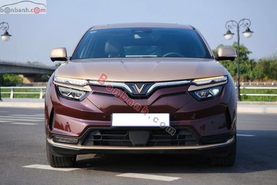 Xe VinFast VF8 Plus AWD 2025