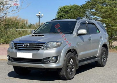 Xe Toyota Fortuner 2.4G 4x2 MT 2016