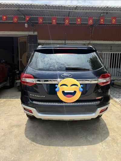 Ford Everest 2021 Ambient 2.0L AT 4x2