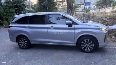 Toyota Avanza Premio 2022 Bạc