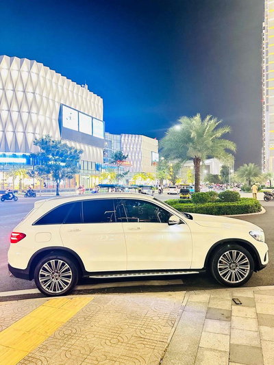 Mercedes-Benz GLC 250 Trắng