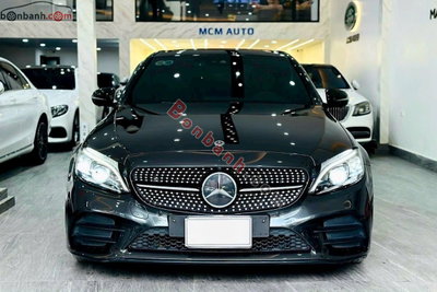 Xe Mercedes Benz C class C300 AMG 2019