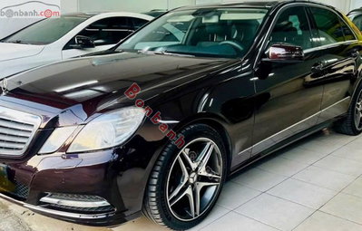 Xe Mercedes Benz E class E300 AMG 2011