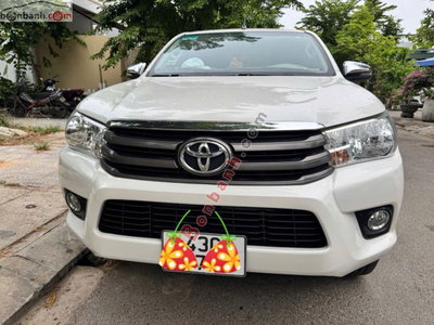Xe Toyota Hilux 2.4E 4x2 AT 2017