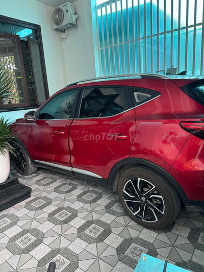 MG Đỏ 8600 km