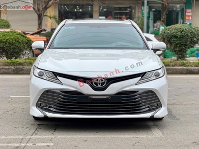 Xe Toyota Camry 2.5Q 2020