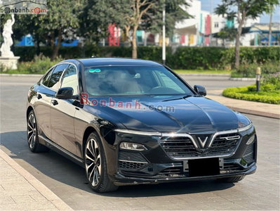 Xe VinFast Lux A 2.0 Premium 2.0 AT 2021