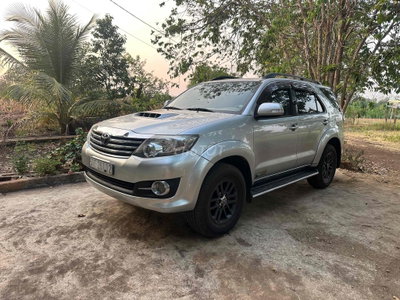 Toyota Fortuner - Số Sàn Dầu - Zin Toàn Tập