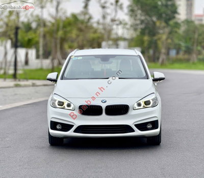 Xe BMW 2 Series 218i Active Tourer 2015