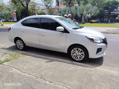 Mitsubishi Attrage 2021 Trắng