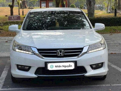 Honda Accord 2015 2.4 Full option