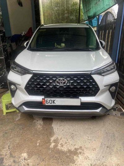 Toyota Veloz Cross Top Trắng Nhập Indonesia