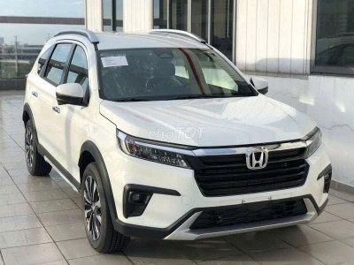 Honda BR-V L Trắng tặng gần 100% LPTB