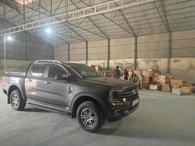 Ford Ranger XLS Xám 9.800km
