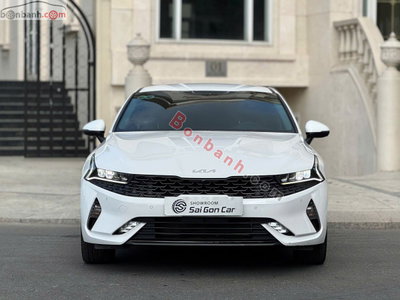 Xe Kia K5 Luxury 2.0 AT 2022