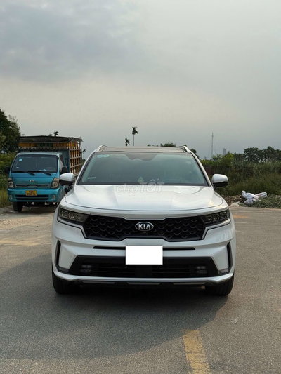 Cần bán xe Kia Sorento 2021 2.2D - chính chủ