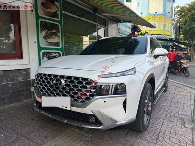 Xe Hyundai SantaFe Cao cấp 2.5L HTRAC 2022