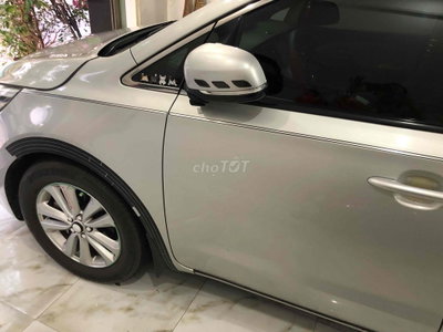 Kia Sedona 2016 máy xăng GATH màu bạc xe nhà