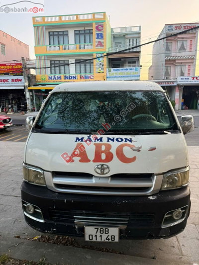 Xe Toyota Hiace 2.5 2006