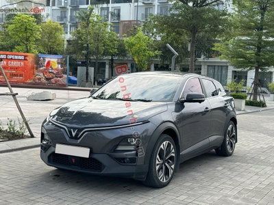 Xe VinFast VF6 Plus 2024