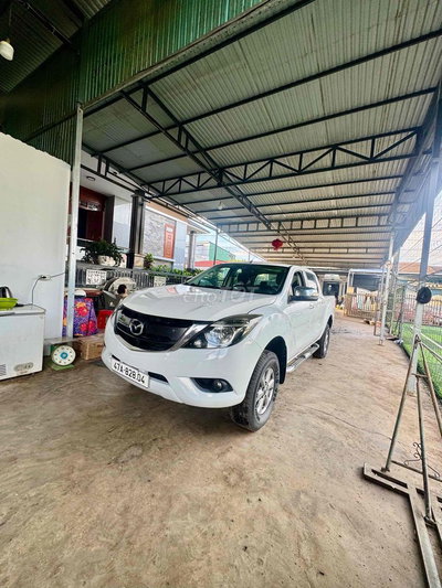Mazda BT50 2016 2 cầu Trắng