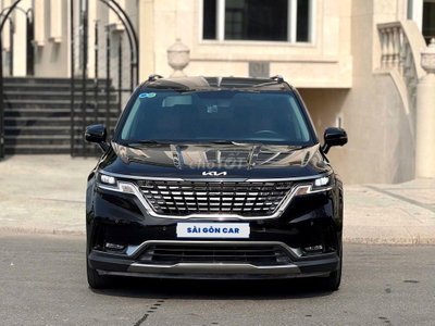 KIA Carnival Premium 2024 Đen 35.000 Km