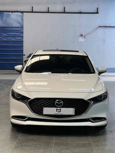MAZDA 3 PREMIUM 2024 16000 km