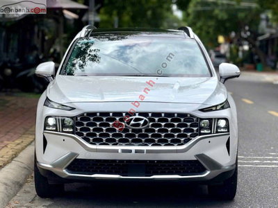 Xe Hyundai SantaFe Cao cấp 2.5L HTRAC 2022
