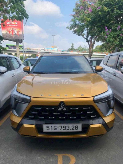 Mitsubishi Xforce Premium 2024 Vàng