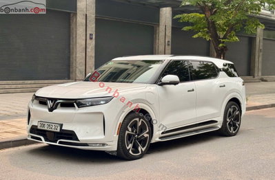 Xe VinFast VF9 Plus 7S 2025
