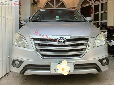 Xe Toyota Innova 2.0G 2016